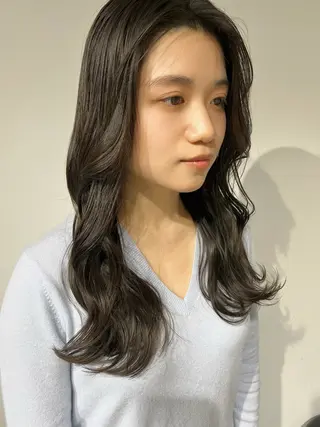 セミロング カラー 🧡YUU💚艶抜群 カラー✨/905号室のヘアスタイル