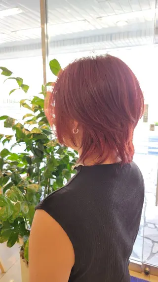 ミディアム 山内 佐江子のヘアスタイル