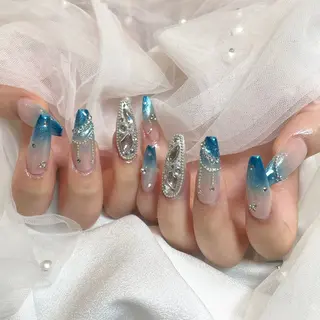ネイル yurika 🌷.*・゚のネイルデザイン