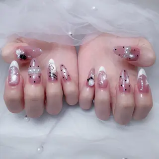 ネイル ユカ‎𖤐y2k/ 堺筋本町/心斎橋のネイルデザイン