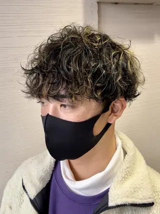 ショート 京都河原町 メンズパーマ助川龍哉のヘアスタイル