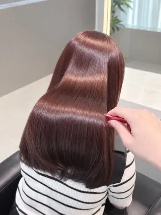 セミロング 髪質改善ストレート/ ダブルカラー/くるみのヘアスタイル