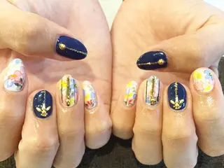 ネイル 板垣 綾乃のネイルデザイン