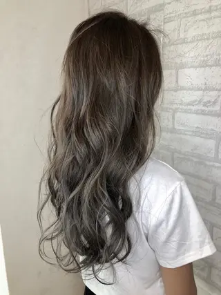 ロング カラー 美髪・艶髪特化美容師 RYOJIのヘアスタイル