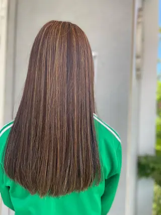 ロング カラー 五日市 愛衣のヘアスタイル