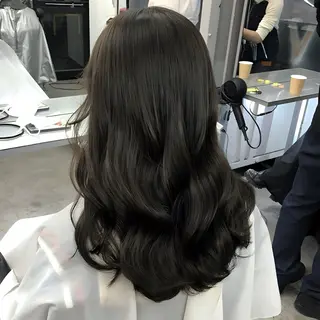 カラー 🍒似合わせ×ハイト ーン/ユリナ🍒のヘアスタイル