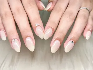 ネイル ETE LUNA NAILのネイルデザイン