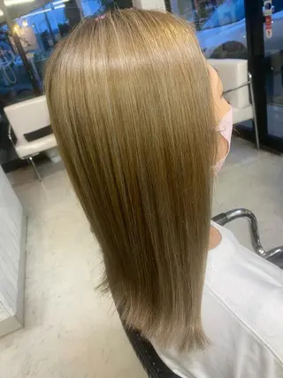 セミロング カラー imaizumi takuyaのヘアスタイル