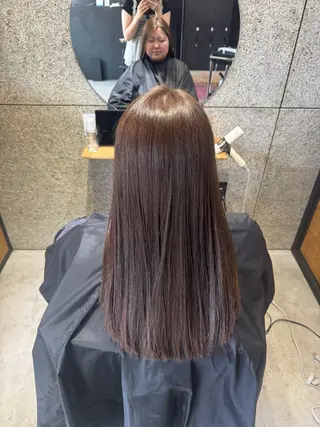 ロング カラー 山本 絢音のヘアスタイル