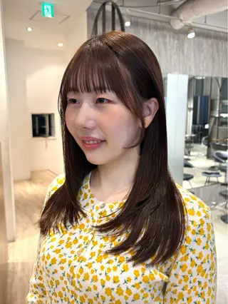 セミロング 西田  美侑/ 前髪・顔周りカットのヘアスタイル