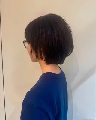 ショート タツキ/レイヤー/ パーマ/艶カラーのヘアスタイル