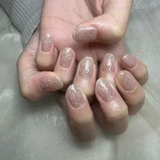 ネイル 里見 麗のネイルデザイン