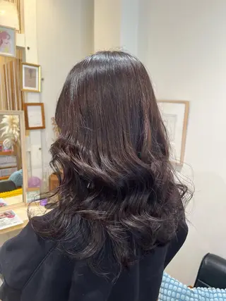 セミロング 伊藤 杏乃のヘアスタイル
