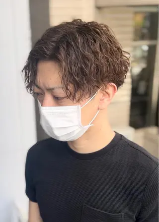 パーマ メンズ 曲がる縮毛矯正 LIBER 岩名のヘアスタイル