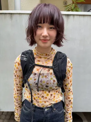 ショート カラー Spiel KOMOのヘアスタイル