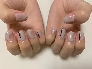 ネイル 手塚 里奈のネイルデザイン