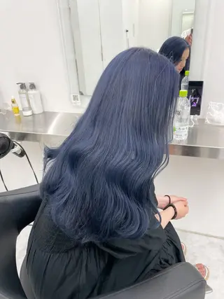 カラー 🤍ハイトーン寒色 🤍MADOKAのヘアスタイル