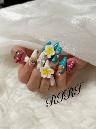 ネイル riri オーナーのネイルデザイン