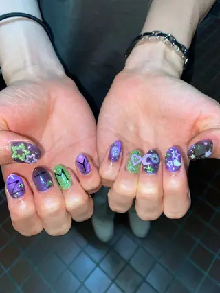 ネイル 個性派🌺推しネイル 💅💞hota🐇のネイルデザイン