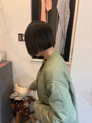 ショート miyabi🌙 /ボブ/艶カラーのヘアスタイル