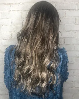 ロング カラー welring hair salonのヘアスタイル