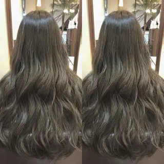 ロング カラー Yasu (ヤス)のヘアスタイル
