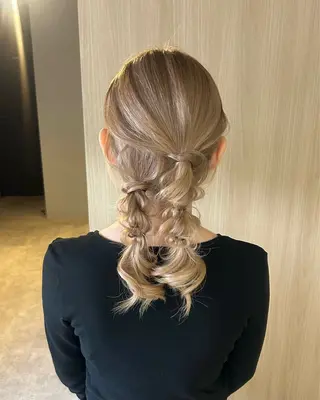 セミロング ヘアアレンジ juve.大分/ 秋月ひとはのヘアスタイル