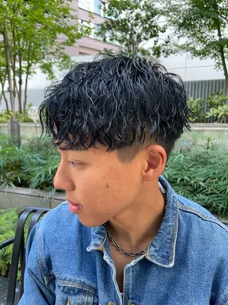 ショート カラー パーマ ヘアアレンジ メンズ 亀井隆汰/メンズ専門 パーマ/フェード可のヘアスタイル