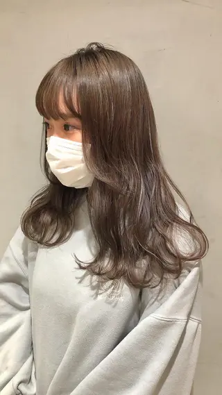 ミディアム カラー 圧倒的透明感カラー nana🦕のヘアスタイル