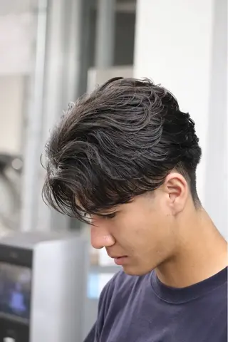 パーマ メンズ 🐲原宿、渋谷/メン ズ特化/パーマ、縮毛のヘアスタイル