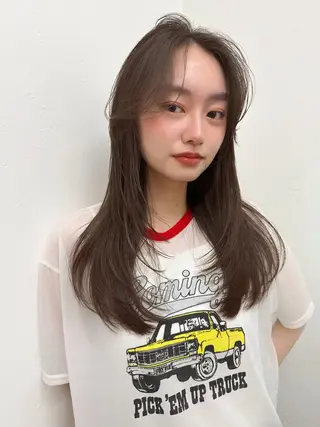 ミディアム カラー ❤️アヤカ レイヤーカット❤️のヘアスタイル