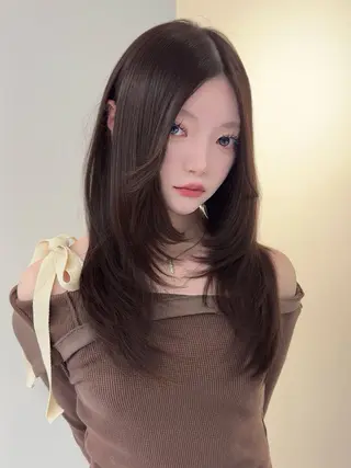 ロング Rita/髪質改善/ ブリーチなしWカラーのヘアスタイル