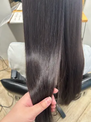 ロング カラー ベージュ/ダブルカラ ー/新潟駅/青柳萌果のヘアスタイル