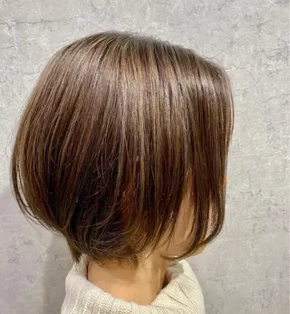 ショート よこ いさおのヘアスタイル