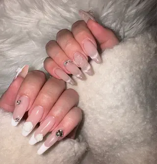 ネイル pro.M Juri𝜗𝜚˚⋆のネイルデザイン