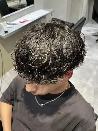 パーマ メンズ メンズパーマ特化 店長望月謙二郎のヘアスタイル