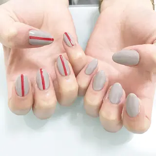 ネイル 板垣 綾乃のネイルデザイン