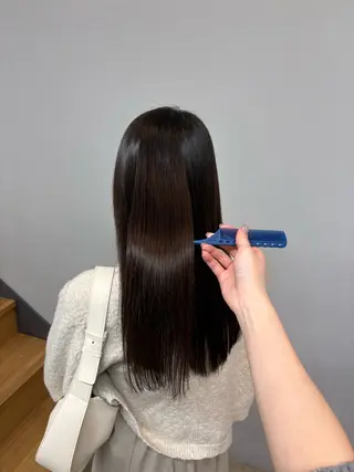 ロング カラー 坂 美来乃のヘアスタイル