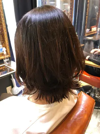 ミディアム カラー 韓国レイヤー/顔周り 美髪矯正 KAITOのヘアスタイル