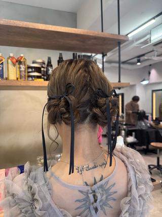 ミディアム ヘアアレンジ red neo あいりのヘアスタイル