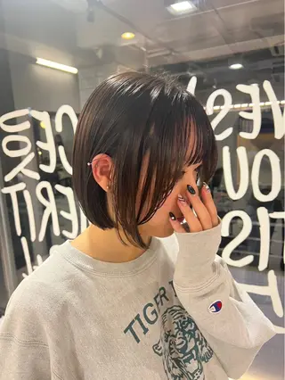 ミディアム 宇野愛華∕ パーマスタイルのヘアスタイル
