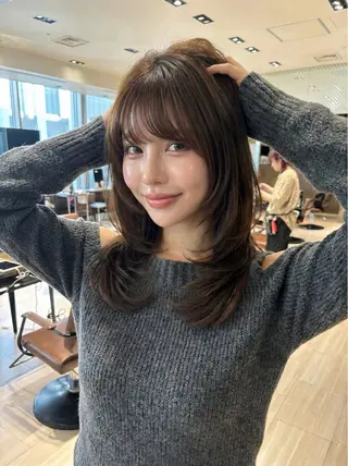 セミロング SHION/銀座 まとまるカット🩵のヘアスタイル