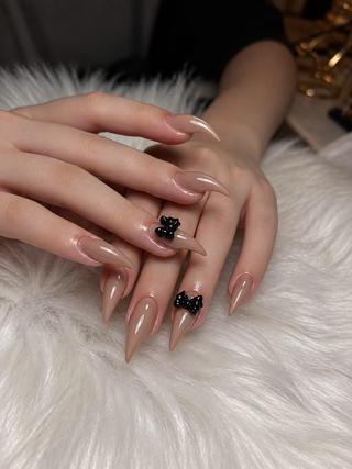 ネイル le luxe nailsのネイルデザイン