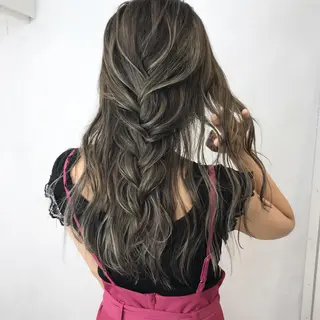 ロング カラー LUSTRE クロサワのヘアスタイル