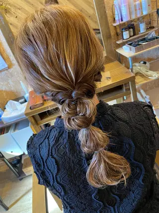 ヘアアレンジ JowA✂︎ 目片夏実のヘアスタイル