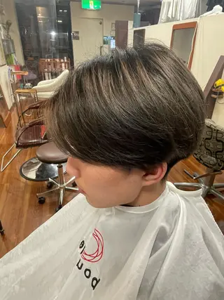ショート カラー メンズ 浅岡 昭汰のヘアスタイル