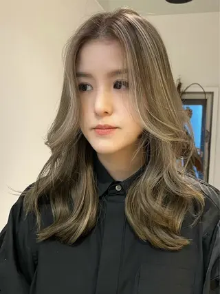ロング カラー 似合わせ×ハイトーン ブリーチカラー/大雅のヘアスタイル