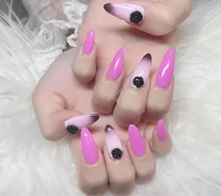 ネイル D-BEAUTY Nailsalonのネイルデザイン