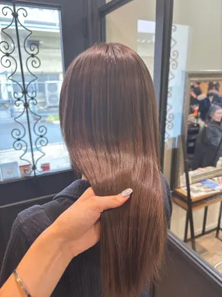 セミロング カラー Karin／ レイヤーブリーチ🥀のヘアスタイル