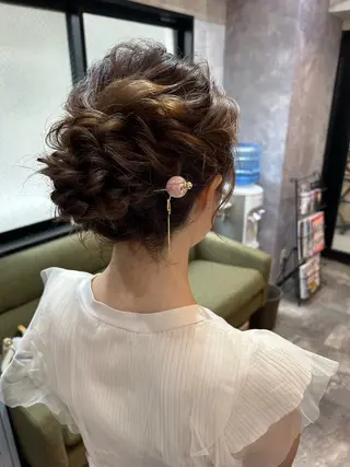 ミディアム ヘアアレンジ SHANTi 飯塚 ヘアセット/髪質改善のヘアスタイル